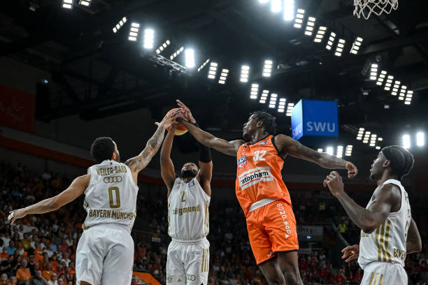 还展现了他 还展现了他