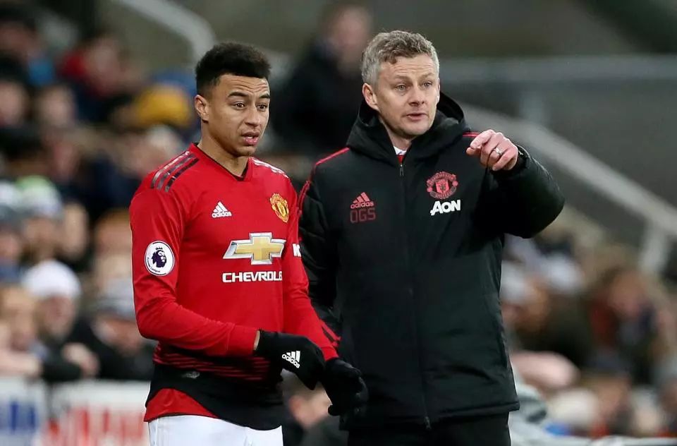 李月汝因伤 李月汝因伤