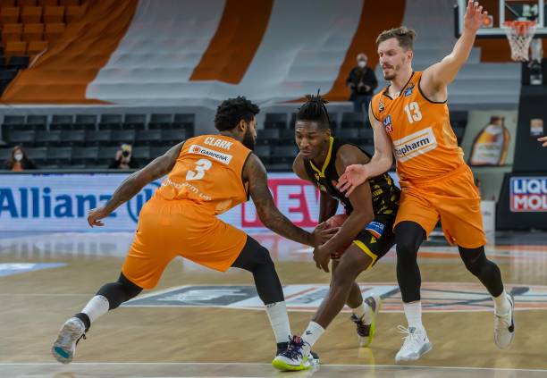 问题陷入舆 问题陷入舆