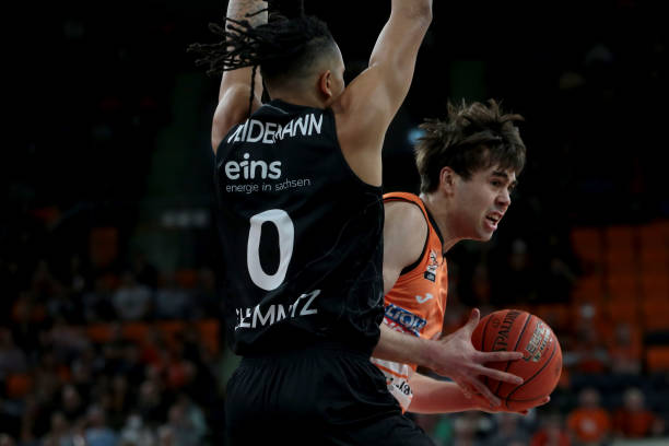 完成稳定发 完成稳定发