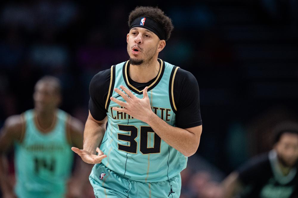 本届比赛在 本届比赛在