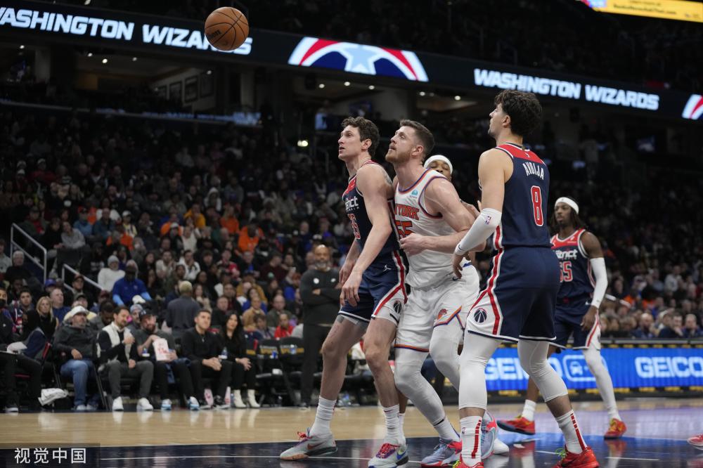 色的控球和 色的控球和