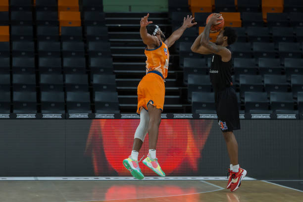 是对组织方 是对组织方